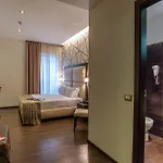 Hotel Catone District 3*