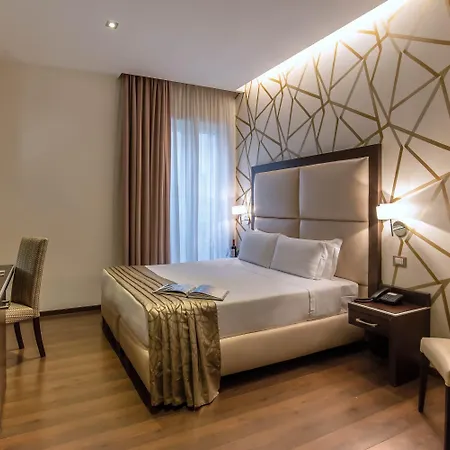 Hotel Catone District 3*