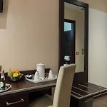 Catone District Hotel 3*