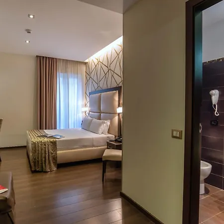 Hotel Catone District 3*