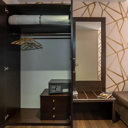 Catone District Hotel Rome