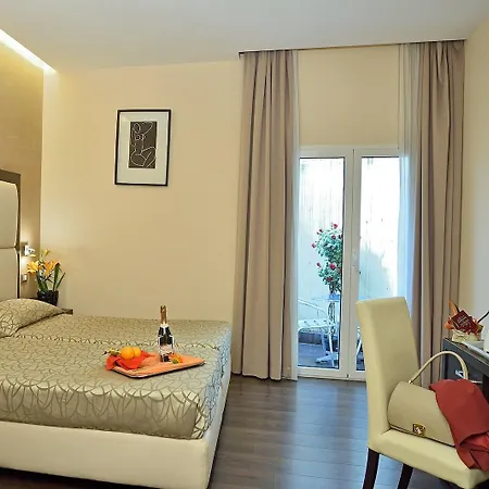 Hotel Catone District Rome