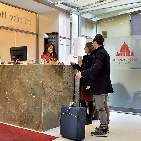 Hotel Catone District 3*