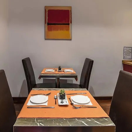 Hotel Catone District Rome
