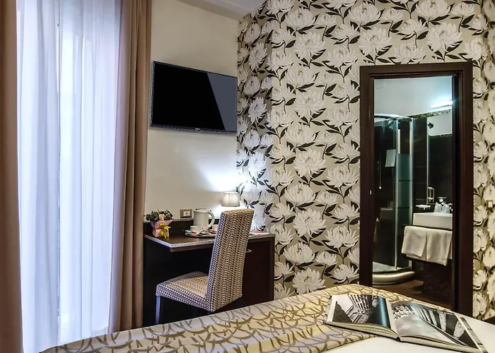 Hotel Catone District 3*