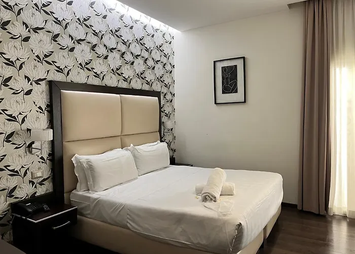 Hotel Catone District 3*