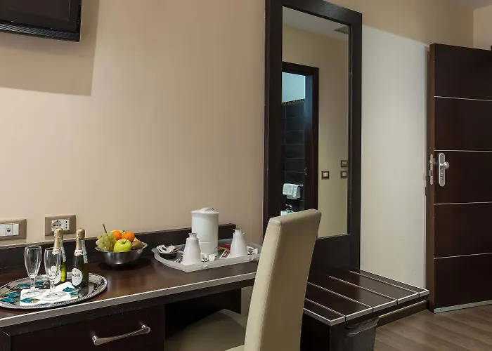 Catone District Hotel 3*