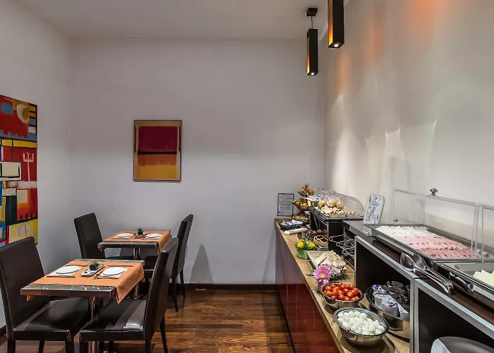 Catone District Hotel