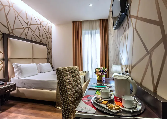 Catone District Hotel Rome