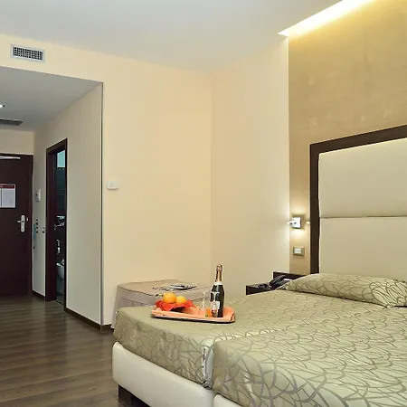 Catone District 3* Roma