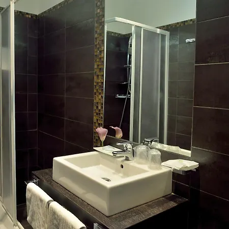 Catone District Szálloda 3*