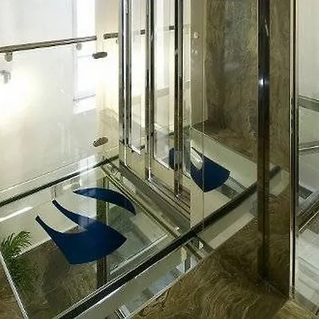 Catone District Szálloda 3*